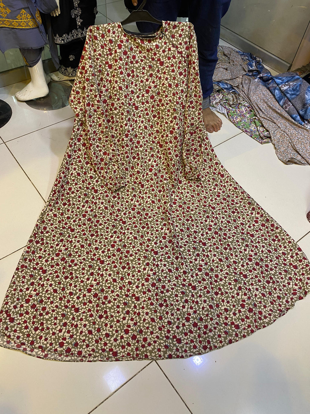 Printed Abaya Maxi | Neck Zip
