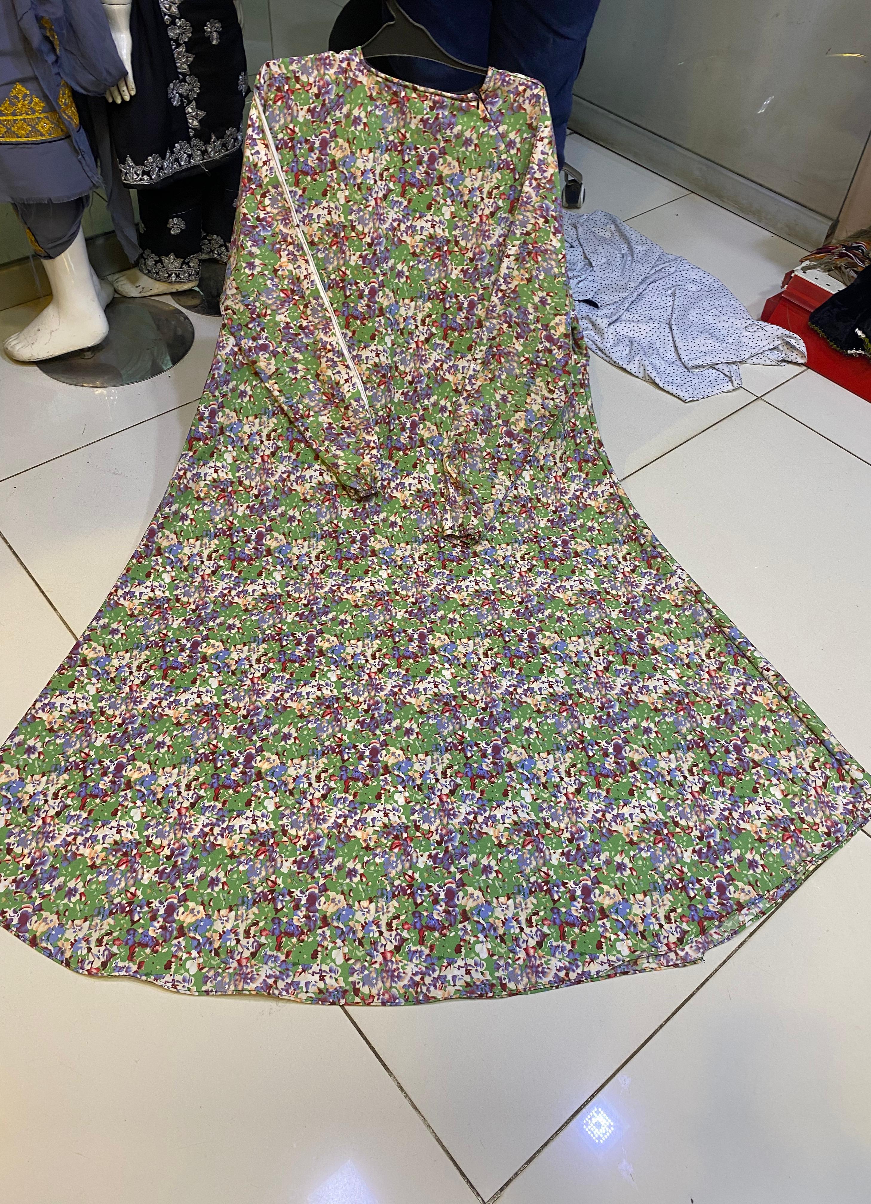 Printed Abaya Maxi | Neck Zip